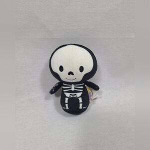 Hallmark Itty Bittys skellington small plush- Halloween